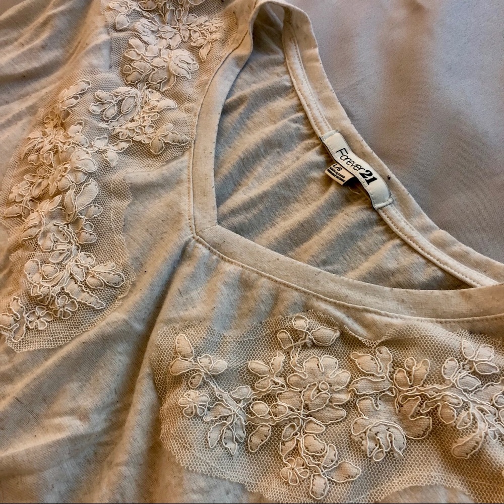 Off white loose T-shirt